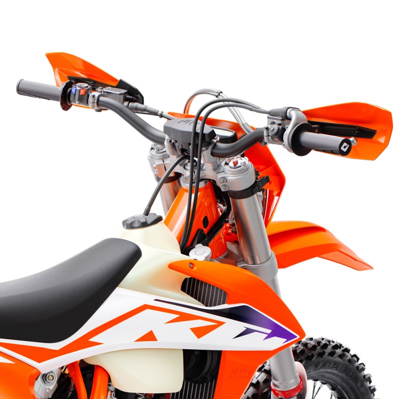 KTM présente sa gamme de motos Enduro 2023