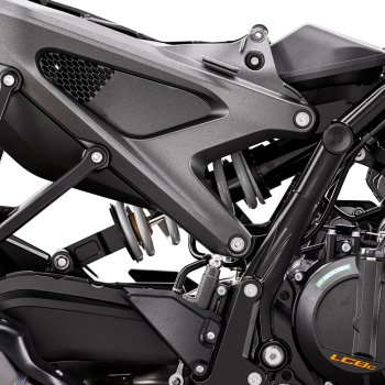 KTM 990 Duke 2024 - Negra