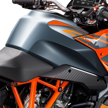 KTM 1290 Super Duke GT 2024