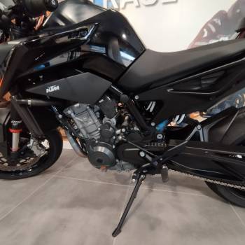 Moto KTM 890 Duke 2022 - OCASIÓN