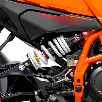 KTM 390 Duke 2025 - Naranja + QuickShifter gratis