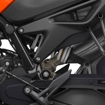 KTM 790 Duke L 2025 - Negra + Tech Pack gratis