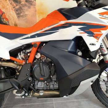 KM0 890 Adventure R 2025 - Moto KTM Travel